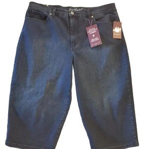 Gloria Vanderbilt Women's Amanda Skimmer Capri Jean 14 Average Color Belltown